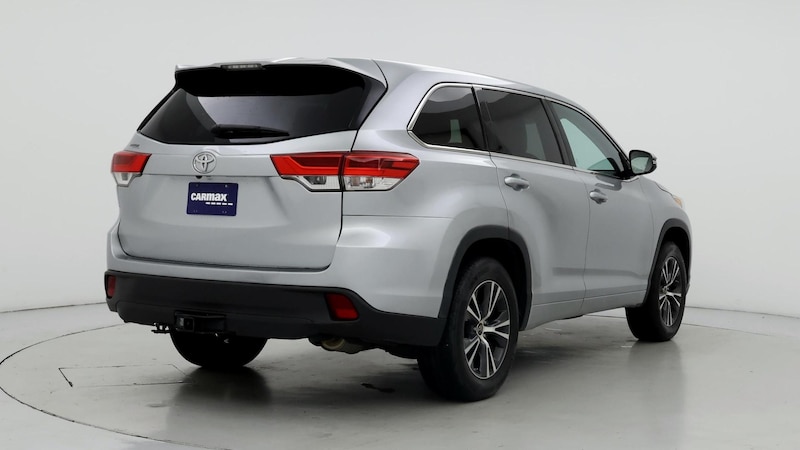 2018 Toyota Highlander LE 8