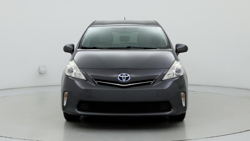 2013 Toyota Prius v Three 5