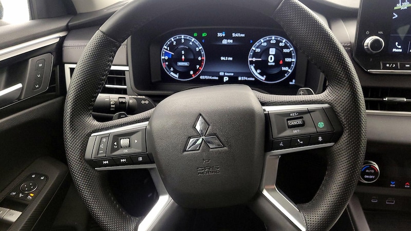 2023 Mitsubishi Outlander SEL 10