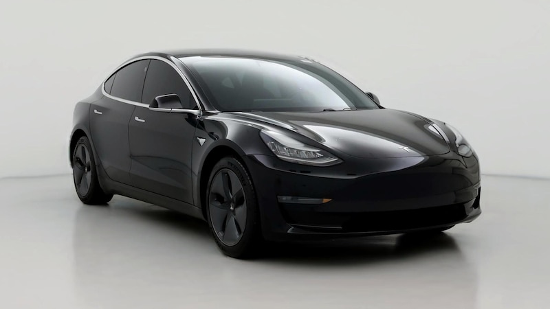 2019 Tesla Model 3 Standard Range Hero Image