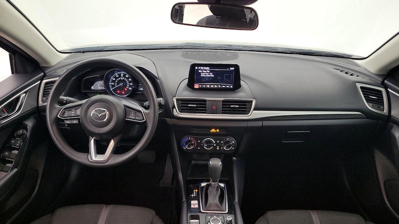 2018 Mazda Mazda3 Sport 9