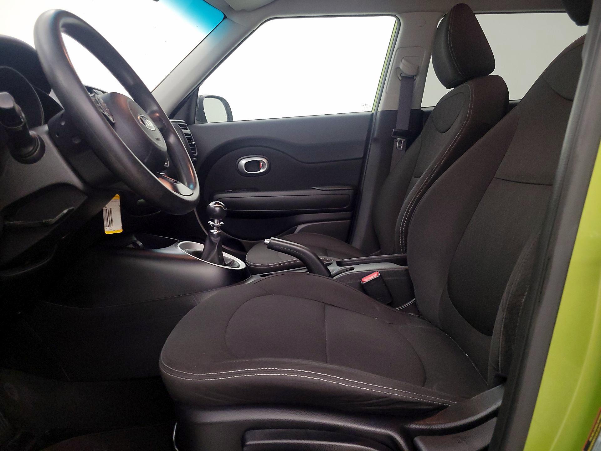 Thumbnail: 2016 Kia Soul - 11