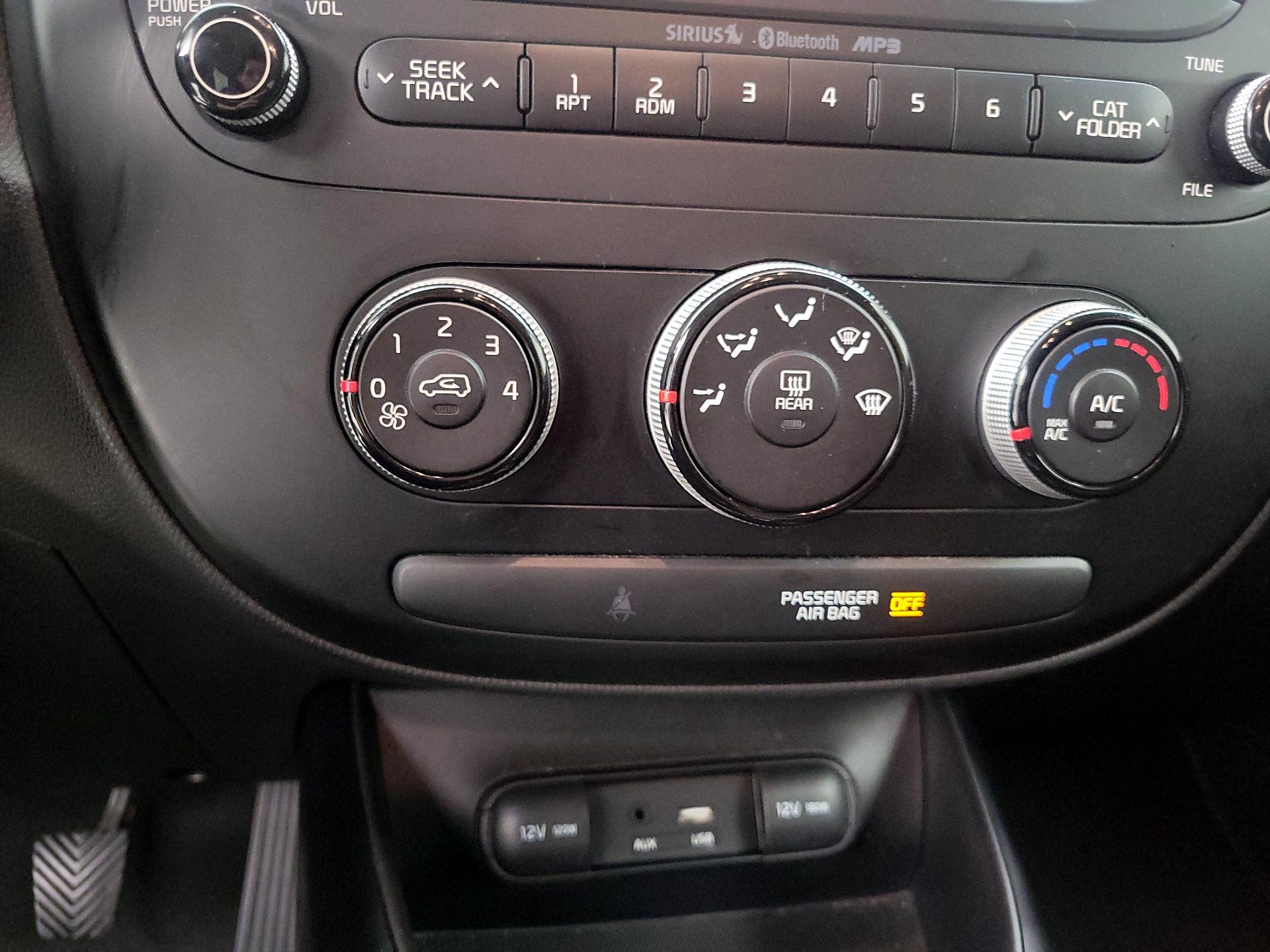 Thumbnail: 2016 Kia Soul - 15