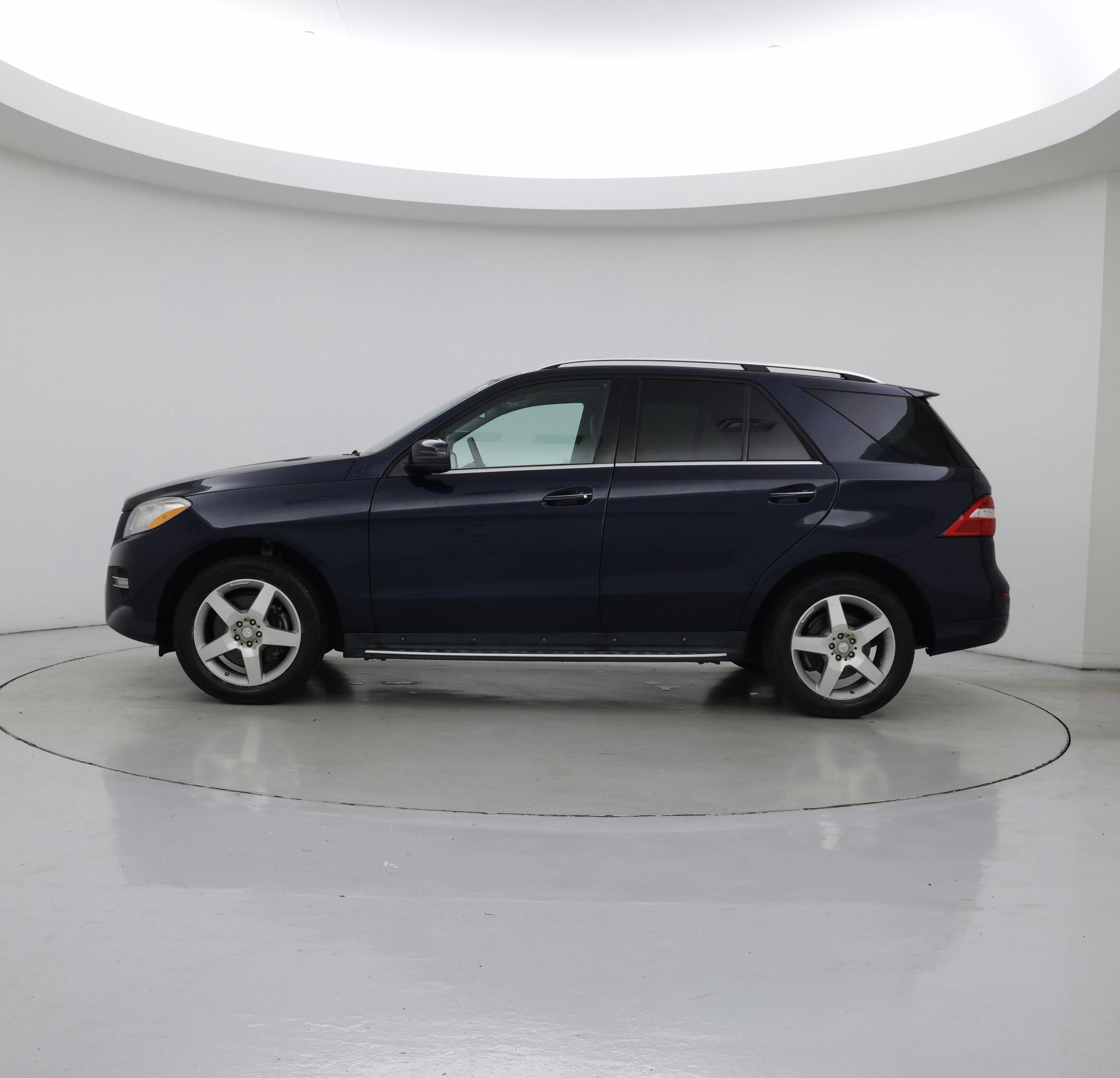 Thumbnail: 2015 Mercedes-Benz M-Class - 3