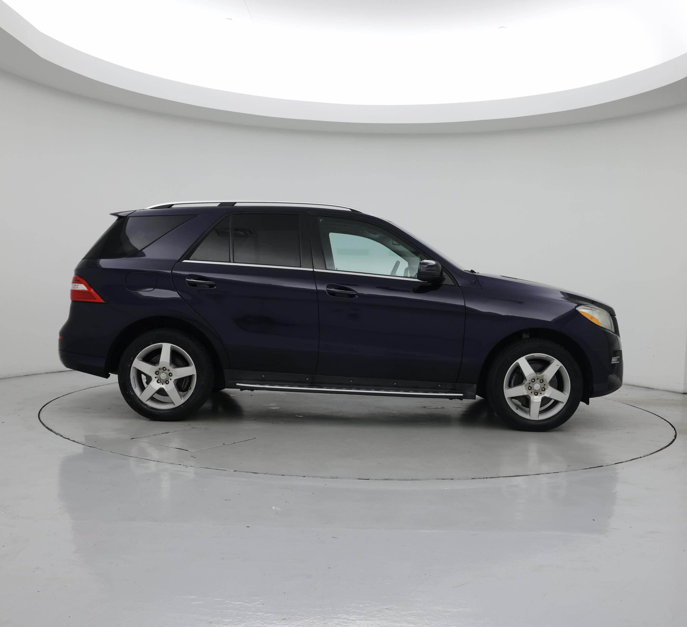 Thumbnail: 2015 Mercedes-Benz M-Class - 7