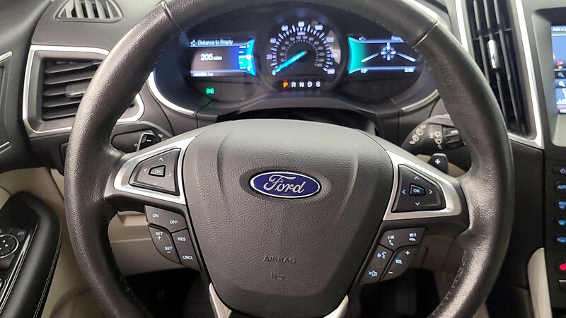 2015 Ford Edge Titanium 10