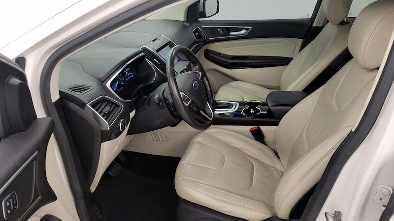 2015 Ford Edge Titanium 11