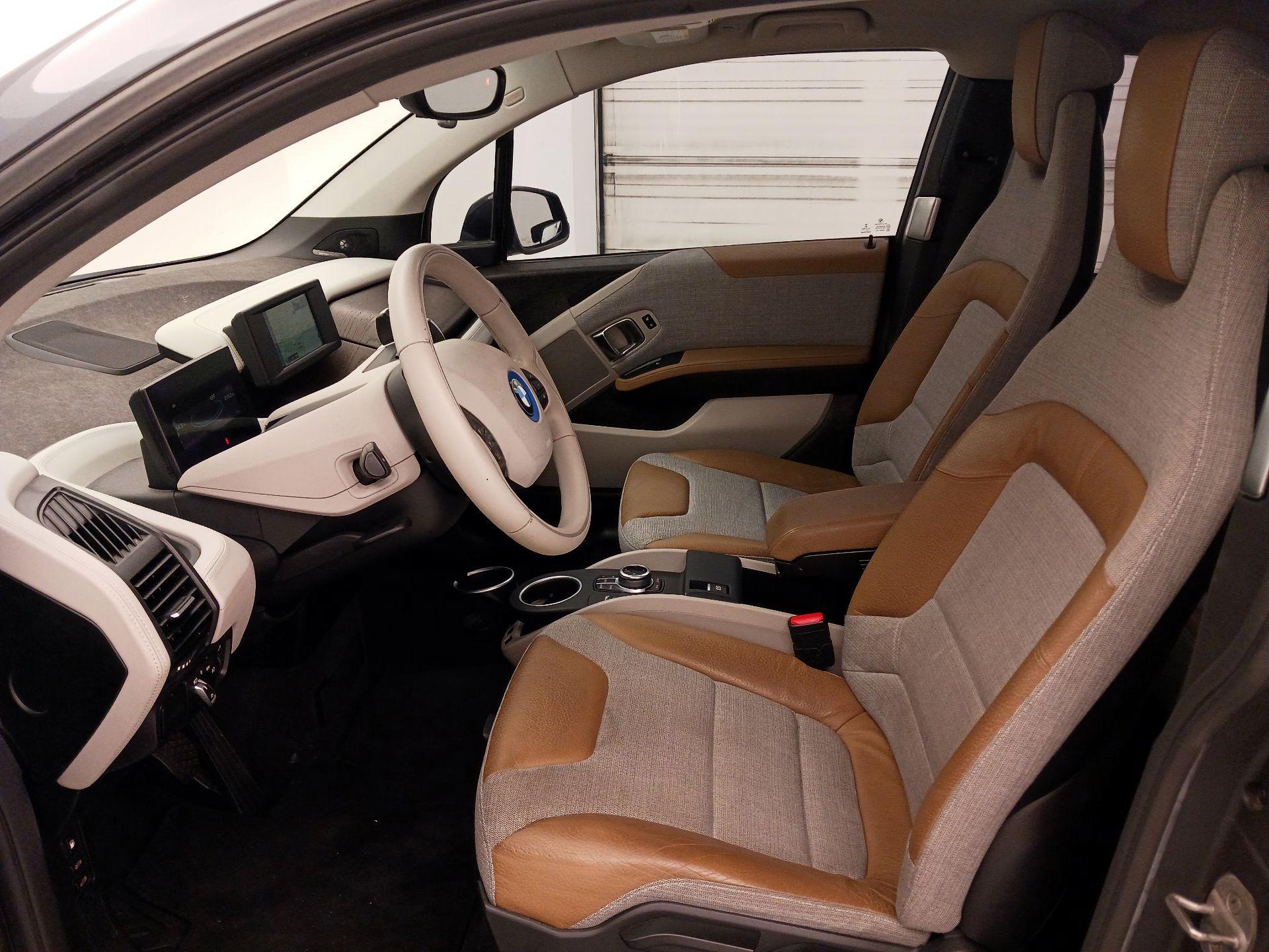 Thumbnail: 2017 BMW i3 - 9