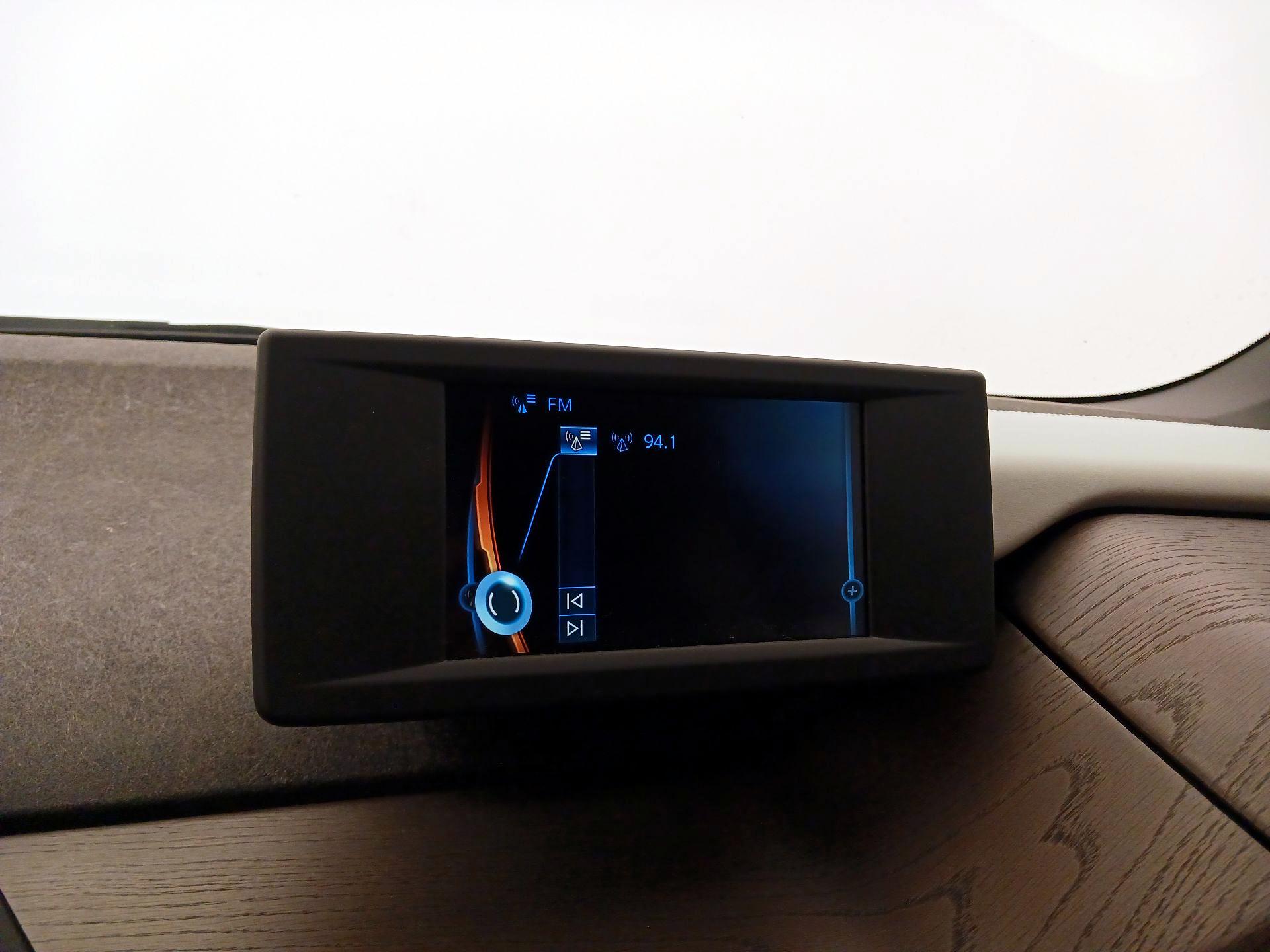 Thumbnail: 2017 BMW i3 - 14