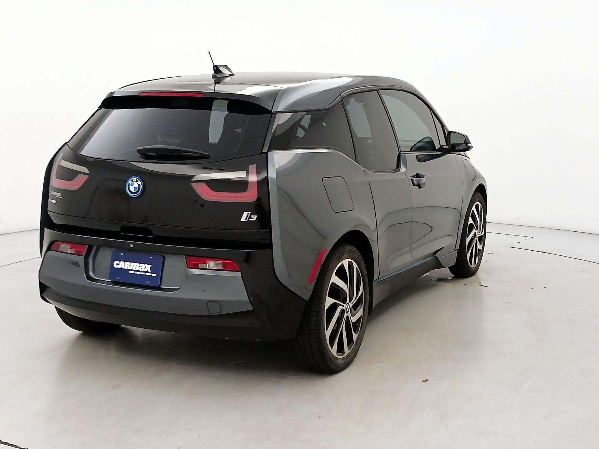 Thumbnail: 2017 BMW i3 - 5