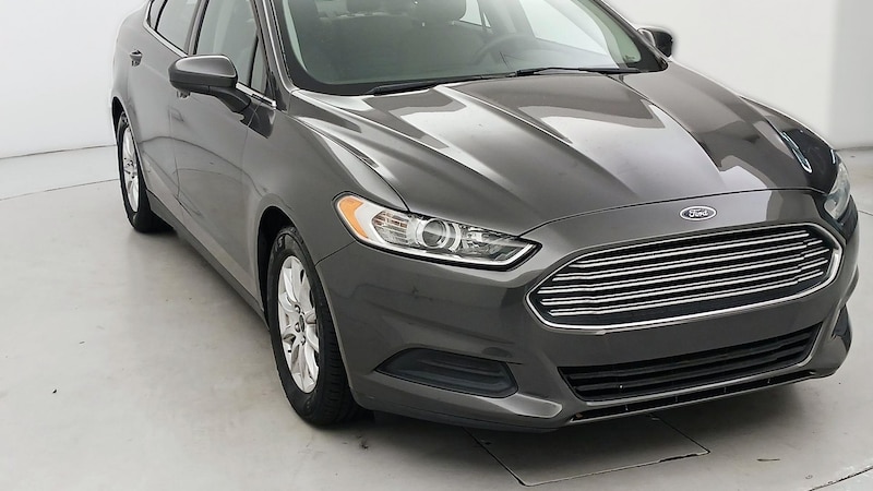 2016 Ford Fusion S Hero Image