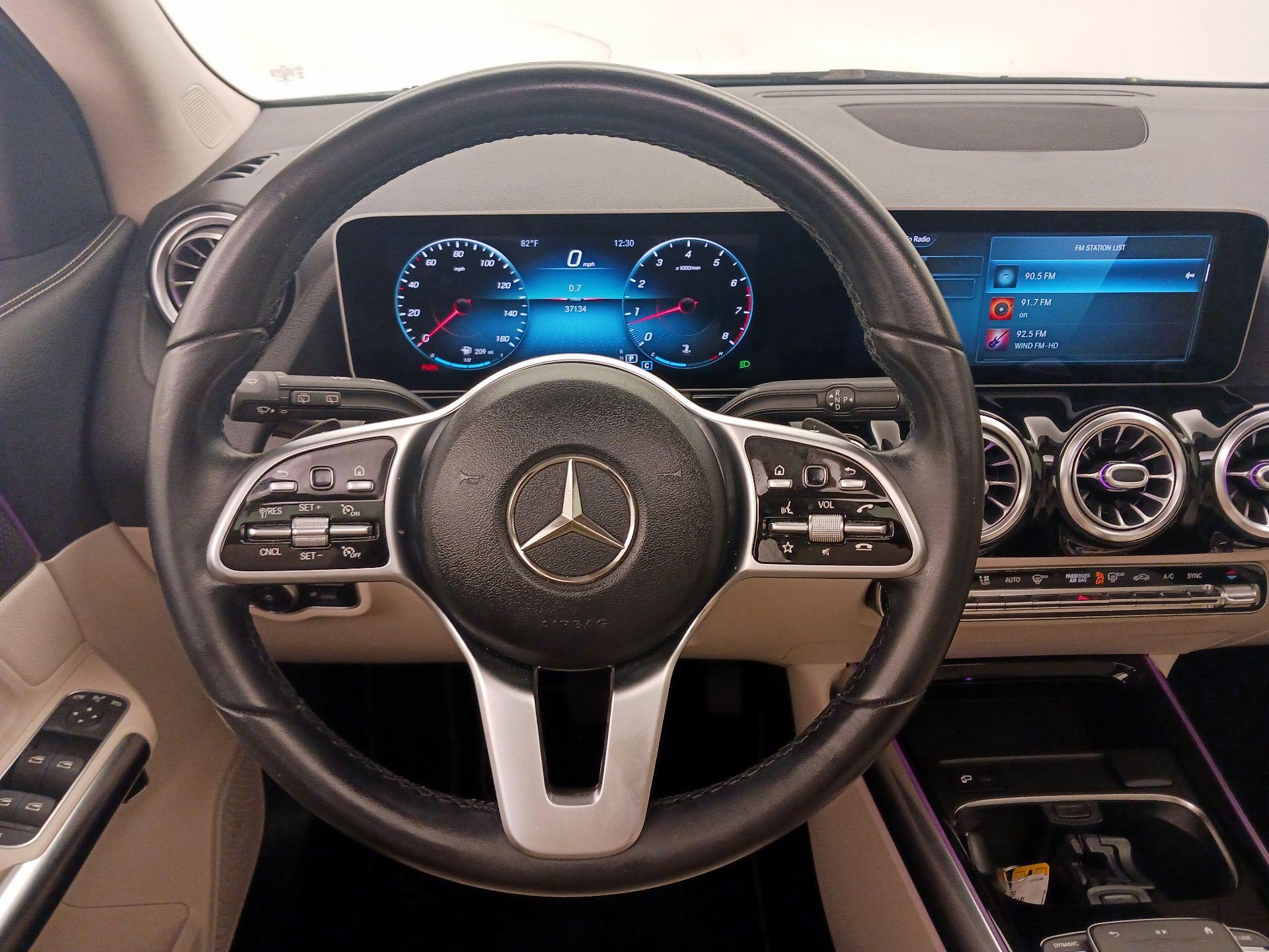 Thumbnail: 2021 Mercedes-Benz GLA - 10