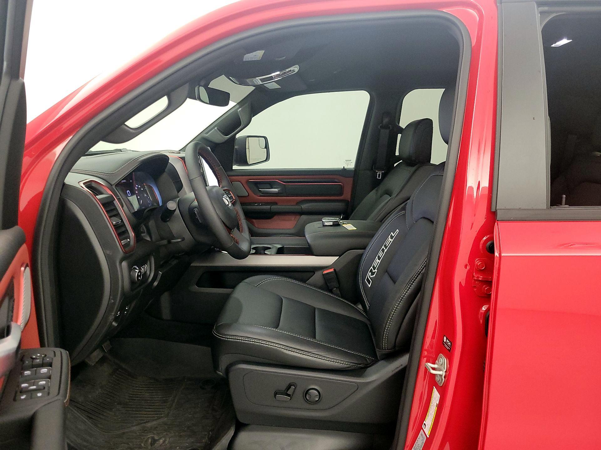 Thumbnail: 2025 RAM 1500 - 11