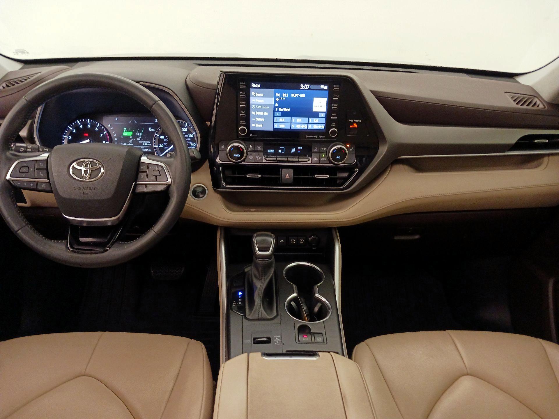 Thumbnail: 2021 Toyota Highlander - 9