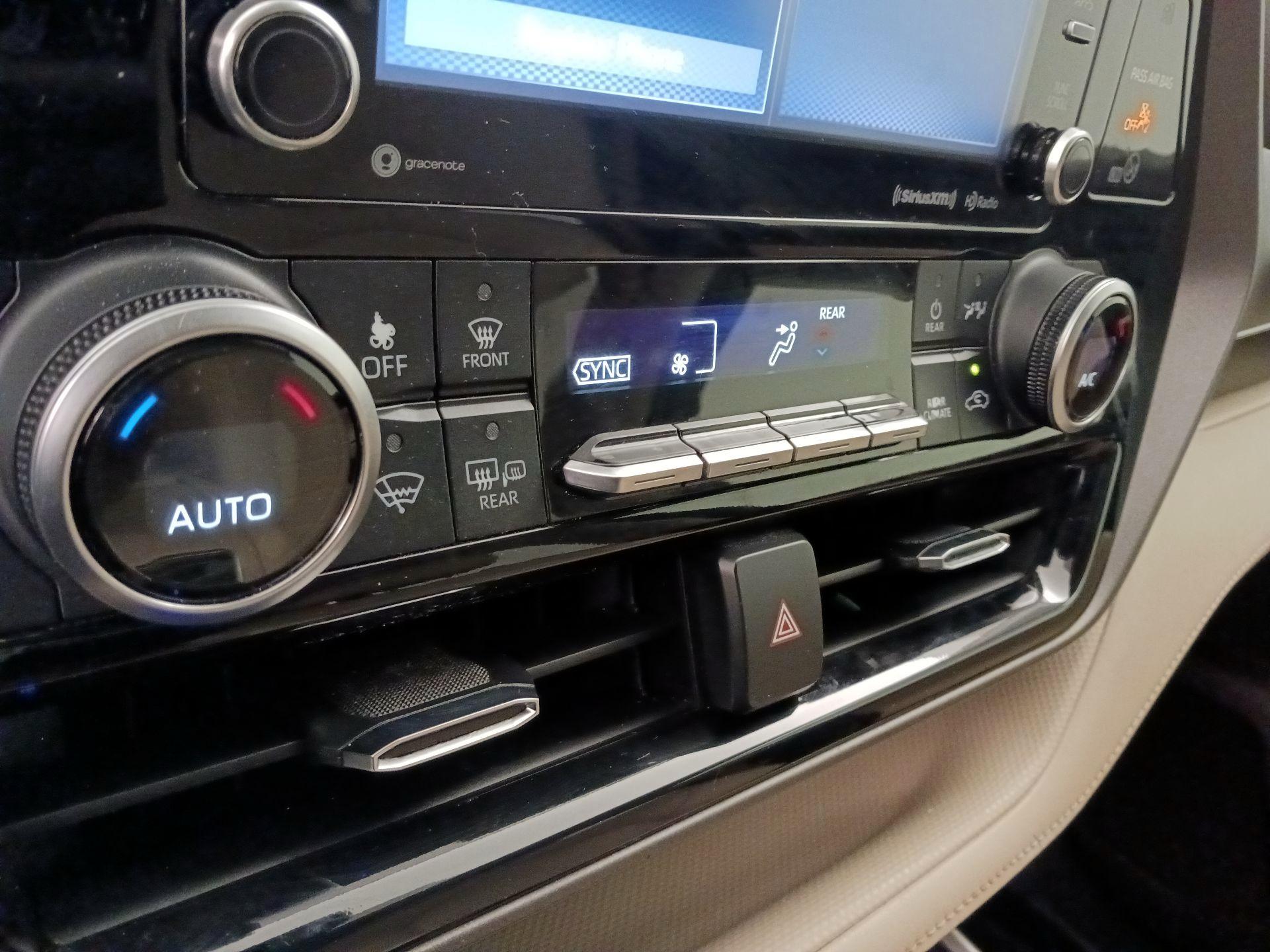 Thumbnail: 2021 Toyota Highlander - 16