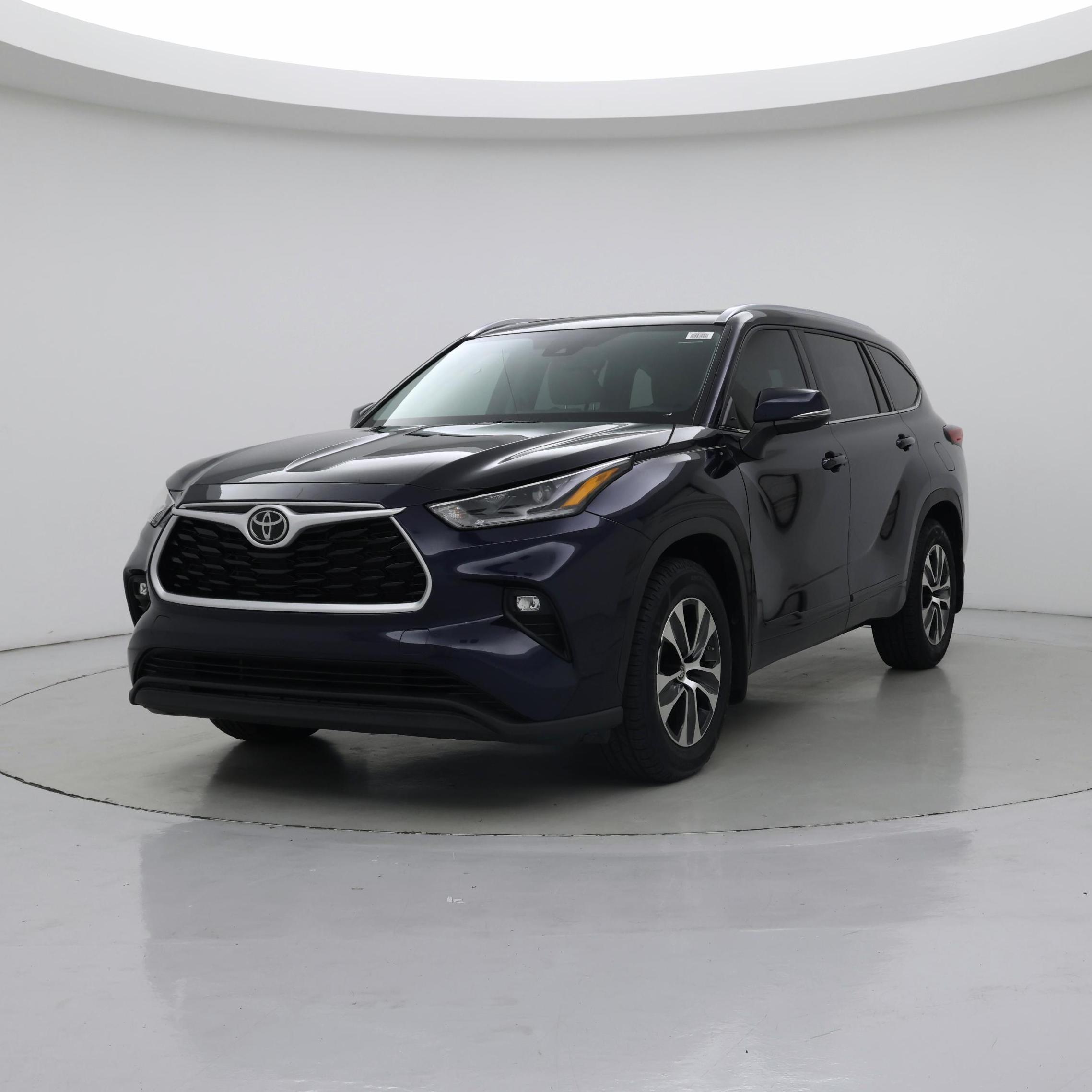 Thumbnail: 2021 Toyota Highlander - 4