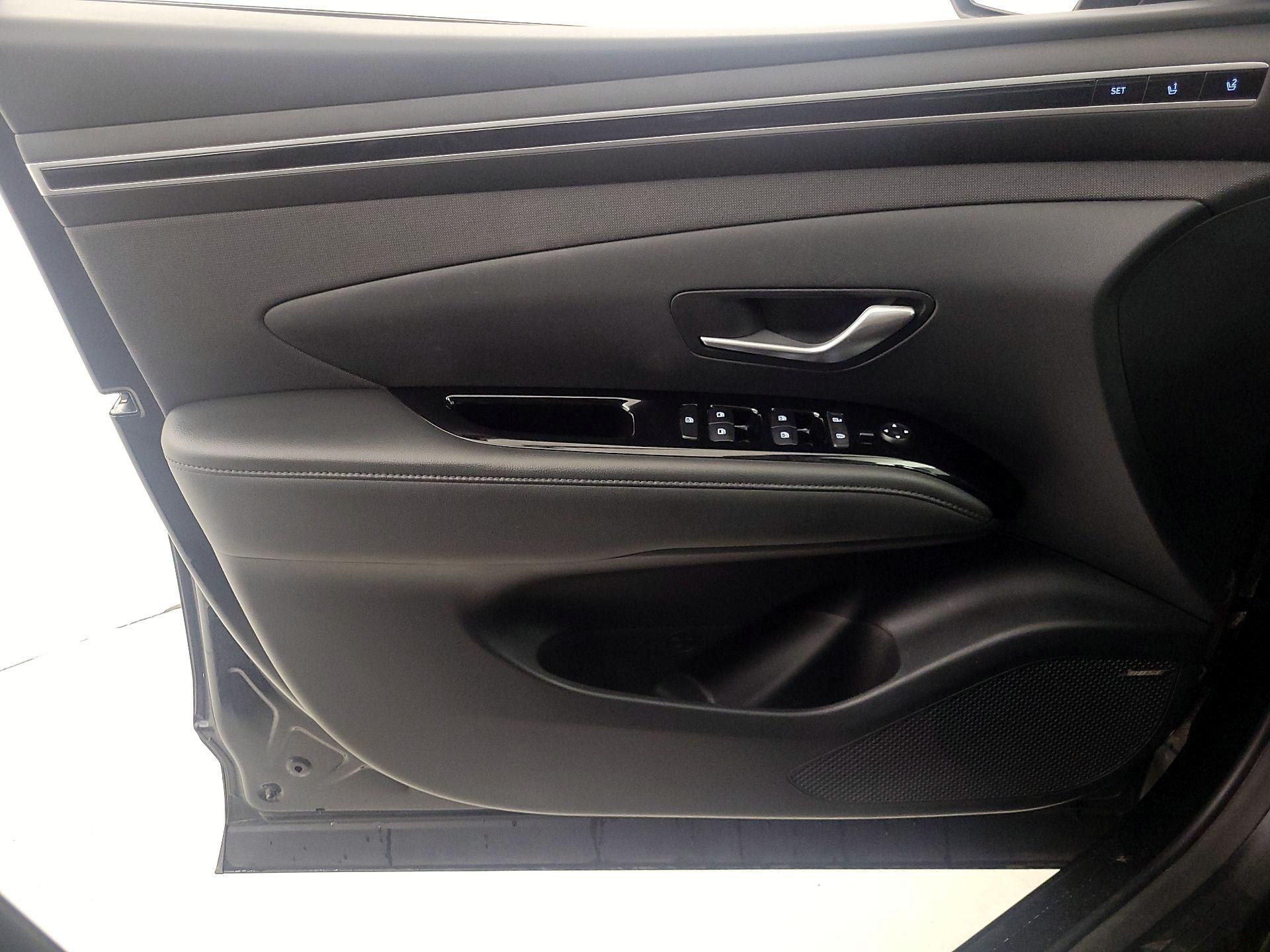 Thumbnail: 2022 Hyundai Tucson - 12