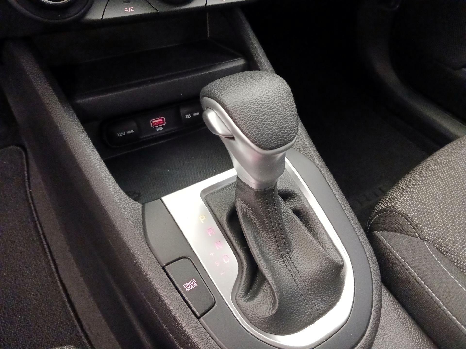 Thumbnail: 2022 Kia Forte - 15