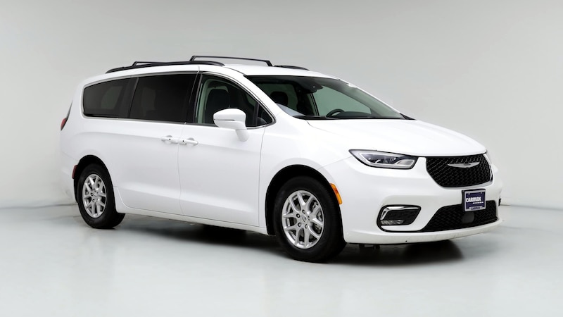 2022 Chrysler Pacifica Touring L Hero Image