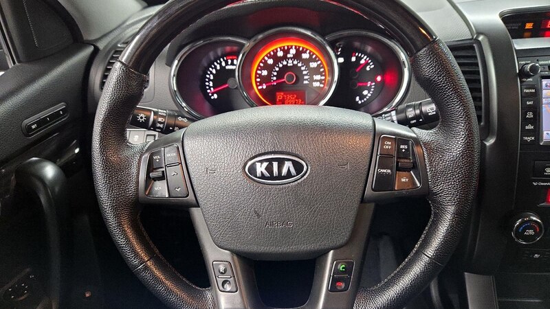 2013 Kia Sorento SX 10