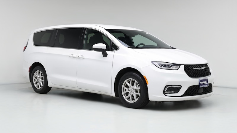 2023 Chrysler Pacifica Touring Hero Image