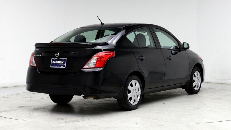 2015 Nissan Versa S Plus 8