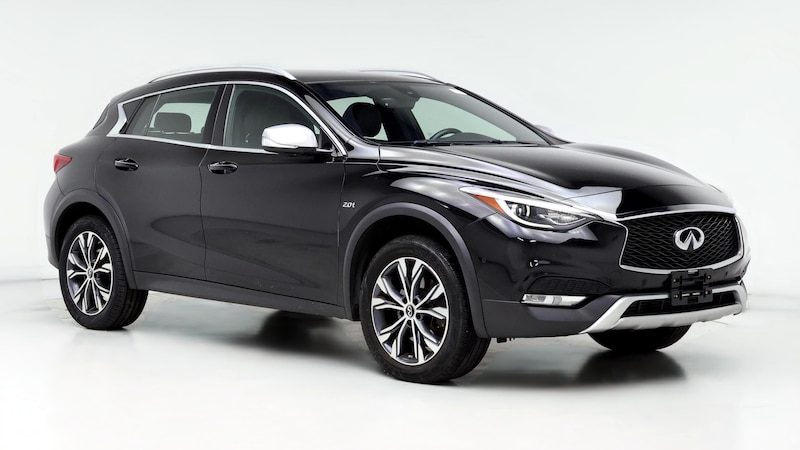 2017 INFINITI QX30 Premium Hero Image