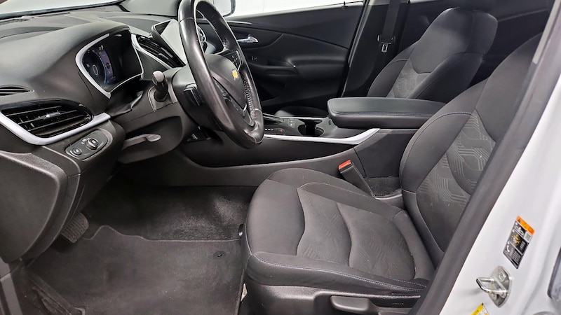 2019 Chevrolet Volt LT 11