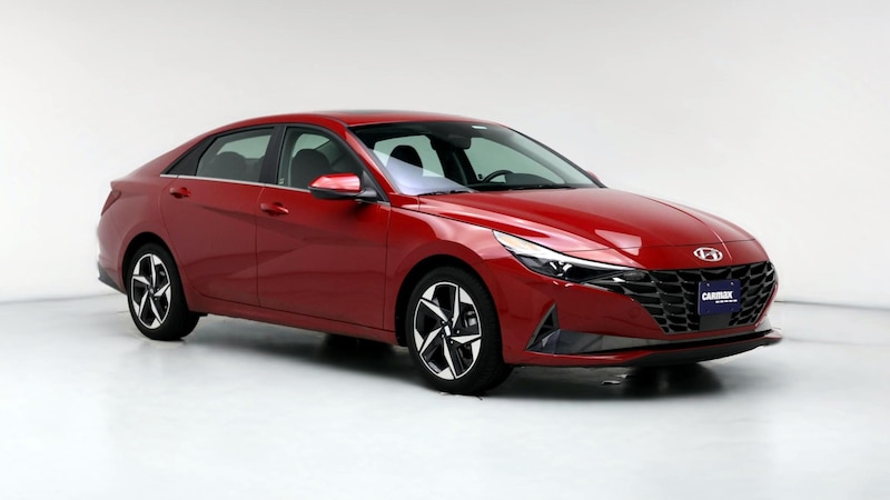 2022 Hyundai Elantra SEL Hero Image