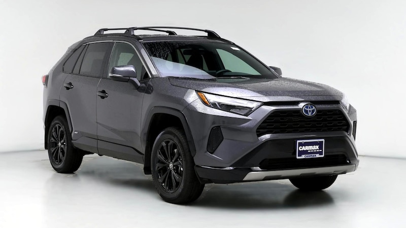 2024 Toyota RAV4 SE Hero Image