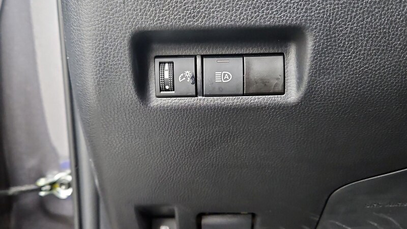 2024 Toyota RAV4 SE 13