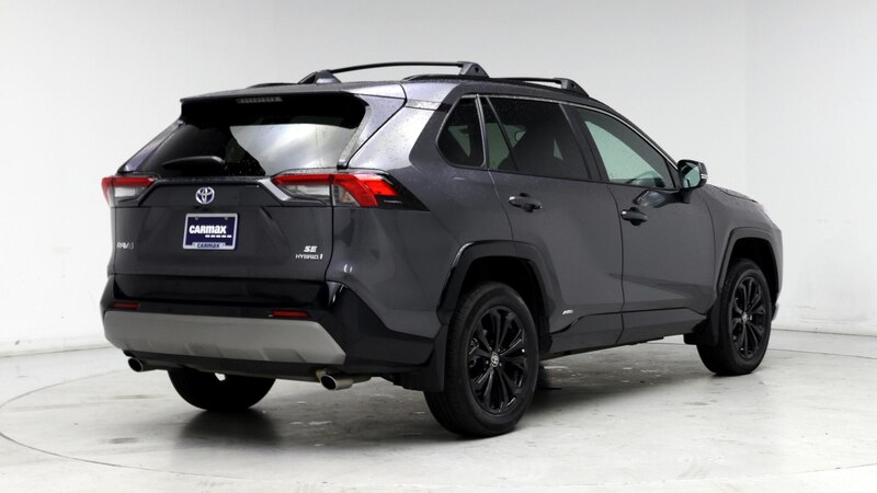 2024 Toyota RAV4 SE 8