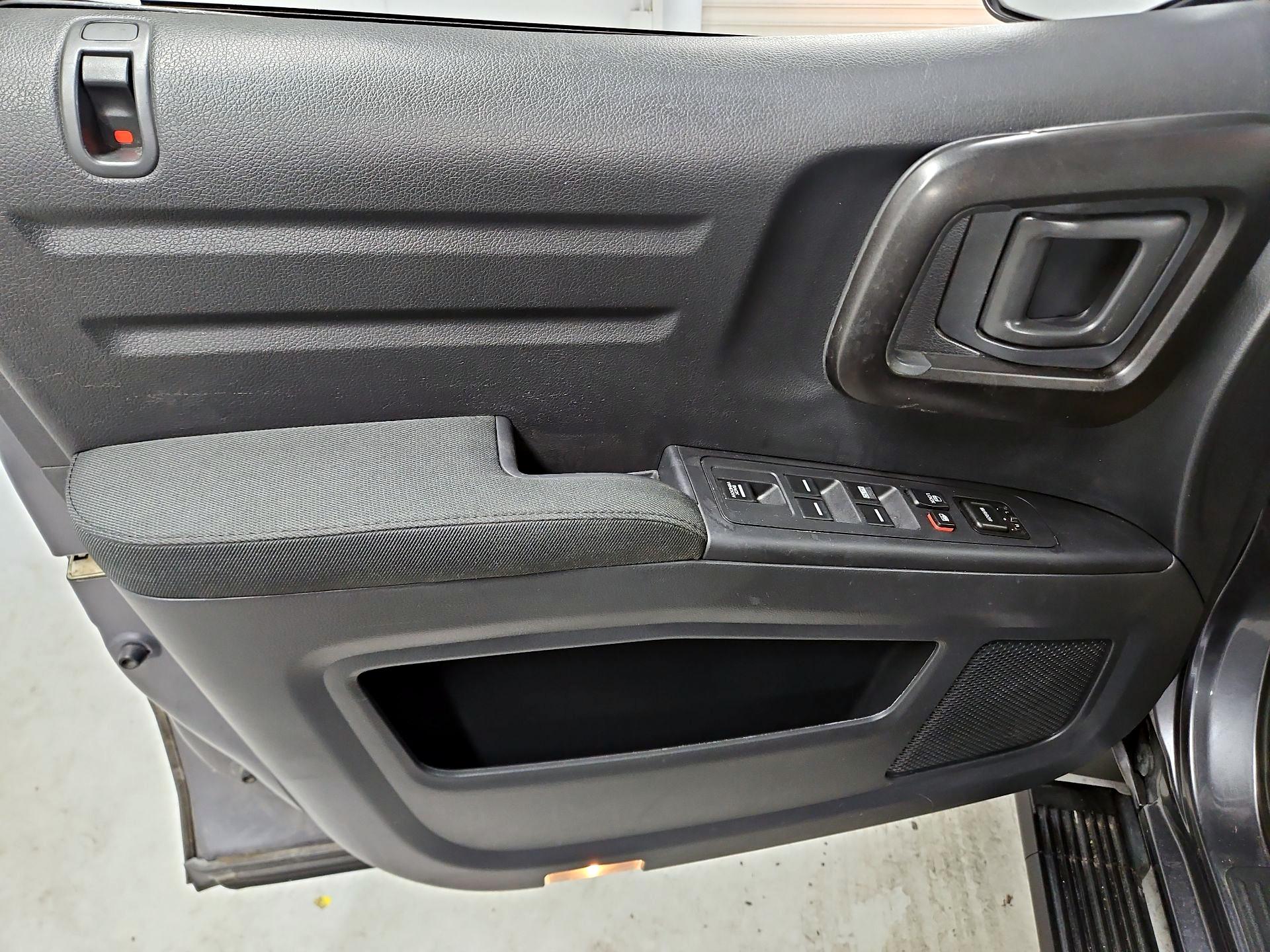 Thumbnail: 2014 Honda Ridgeline - 12