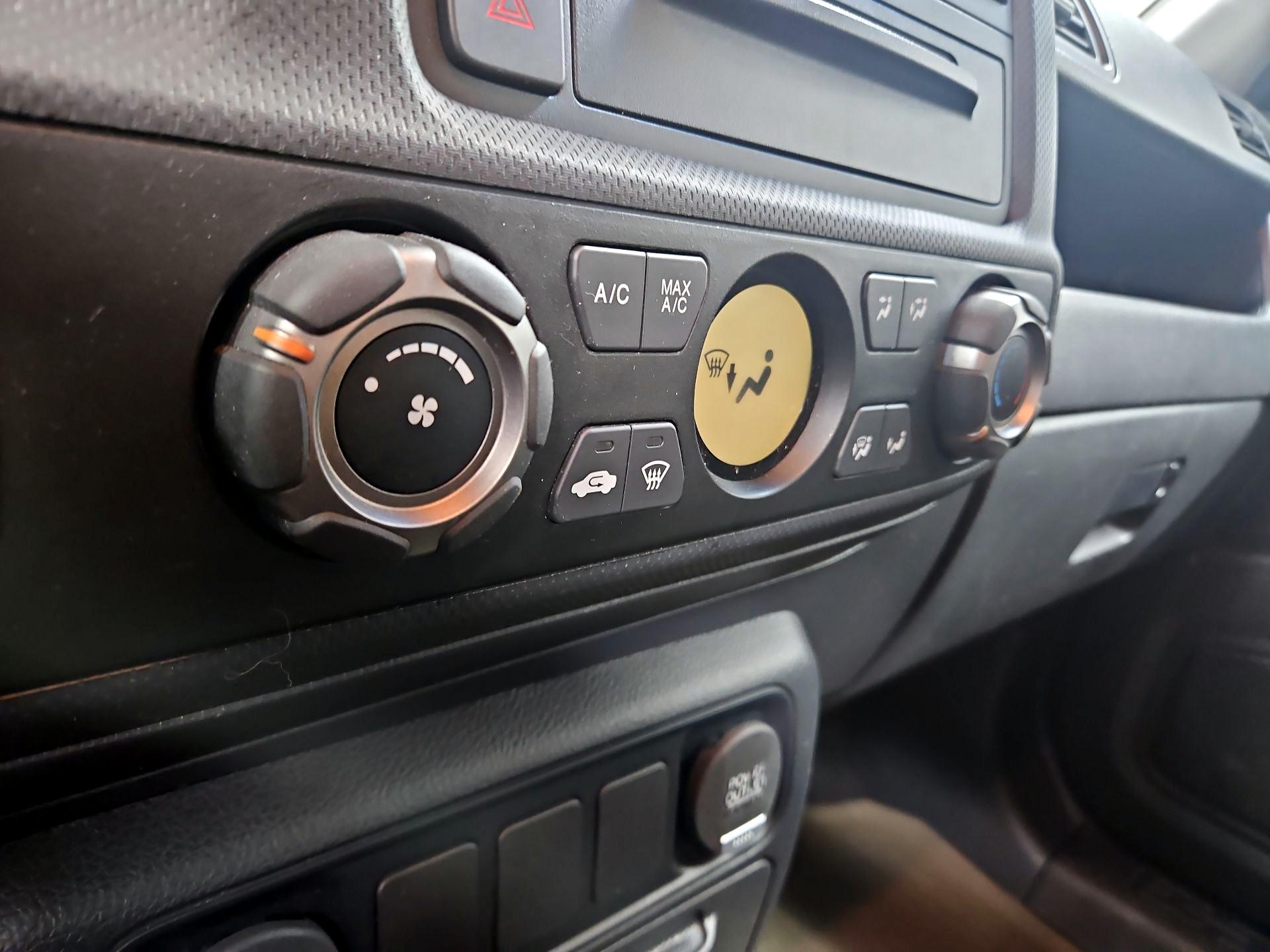 Thumbnail: 2014 Honda Ridgeline - 15