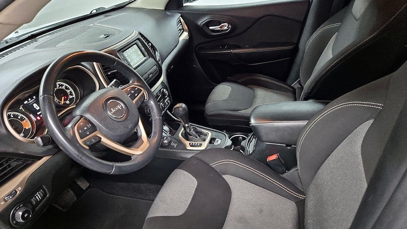 2014 Jeep Cherokee Latitude 9