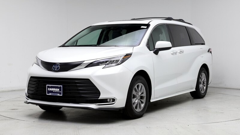 2022 Toyota Sienna XLE 4