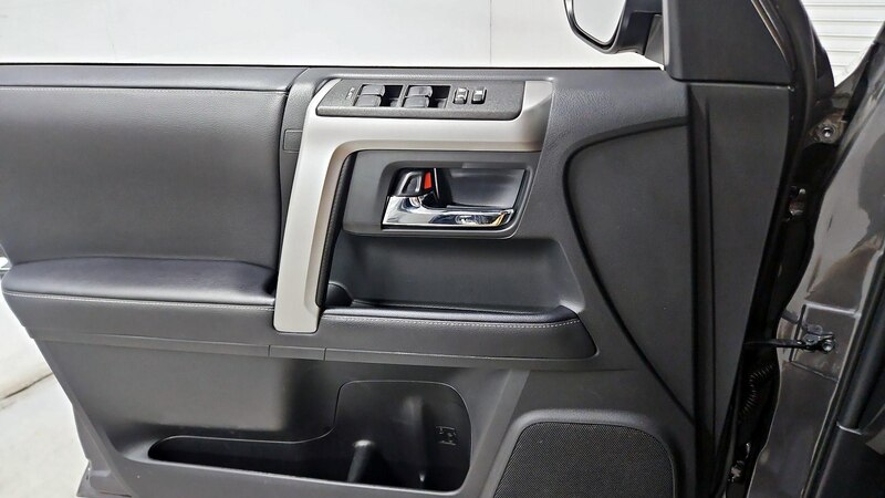 2023 Toyota 4Runner SR5 10