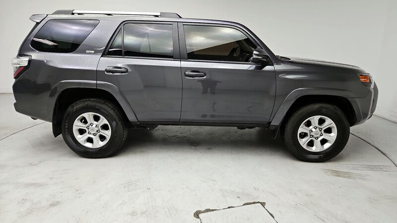 2023 Toyota 4Runner SR5 4