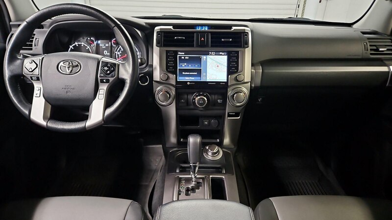 2023 Toyota 4Runner SR5 8