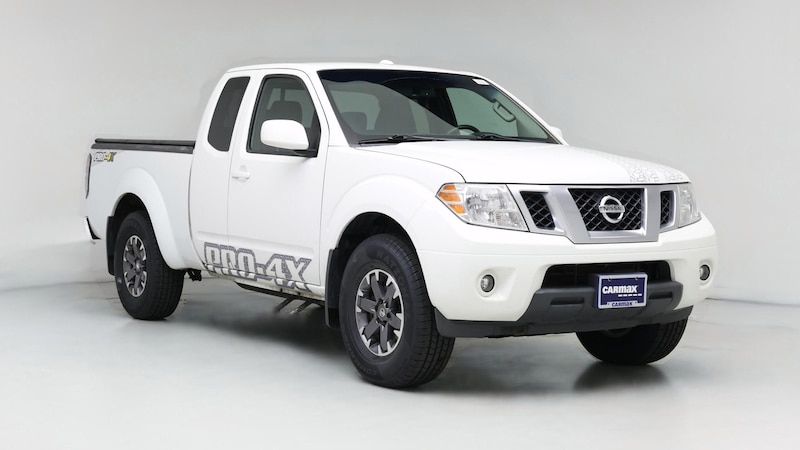 2015 Nissan Frontier PRO-4X Hero Image