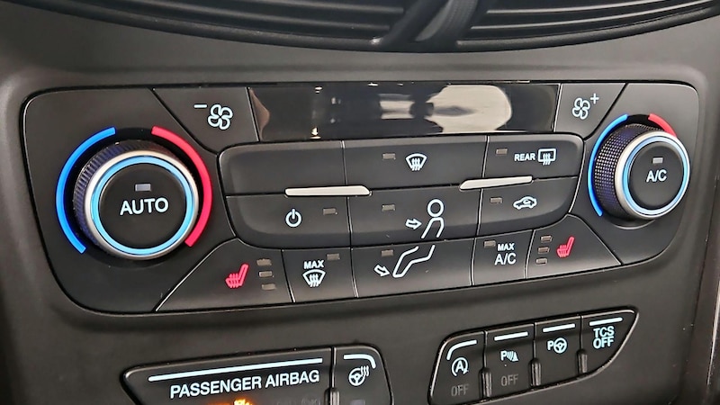 2019 Ford Escape Titanium 17