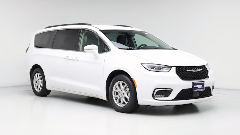 2022 Chrysler Pacifica Touring L Hero Image
