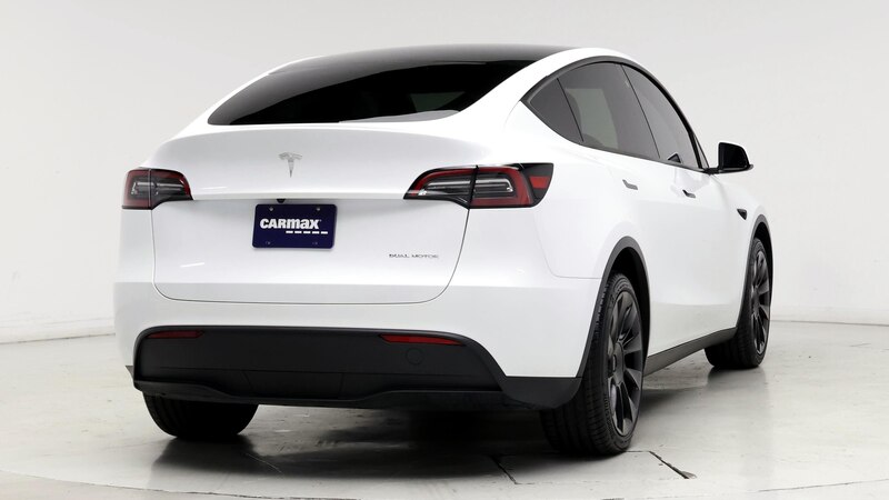 2023 Tesla Model Y  8