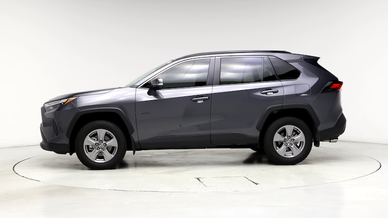 2024 Toyota RAV4 XLE 3