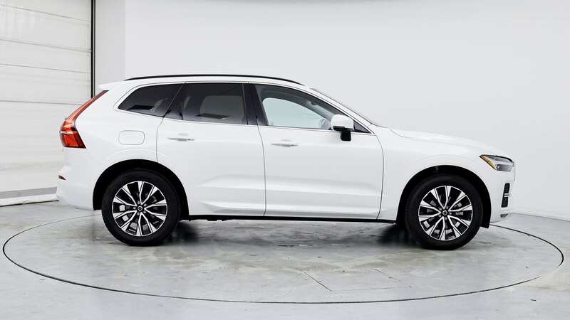 2023 Volvo XC60 B5 Core 7