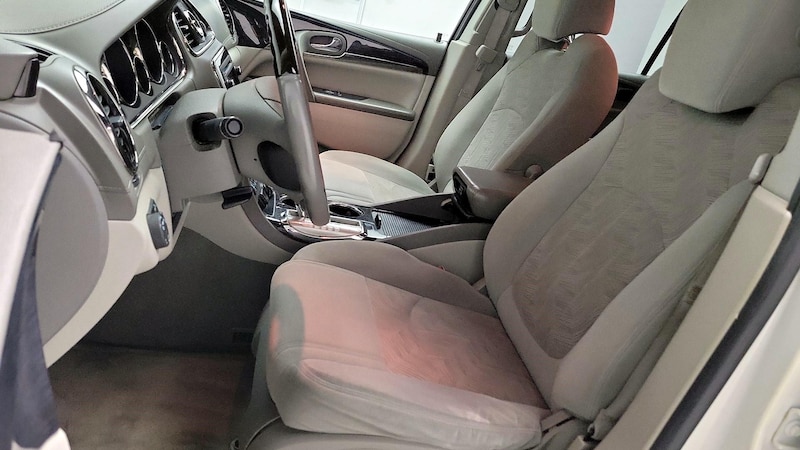 2015 Buick Enclave Convenience 11