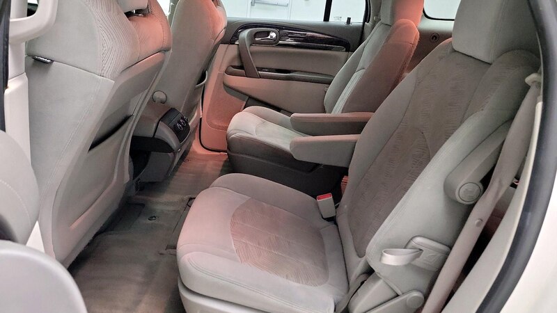 2015 Buick Enclave Convenience 19