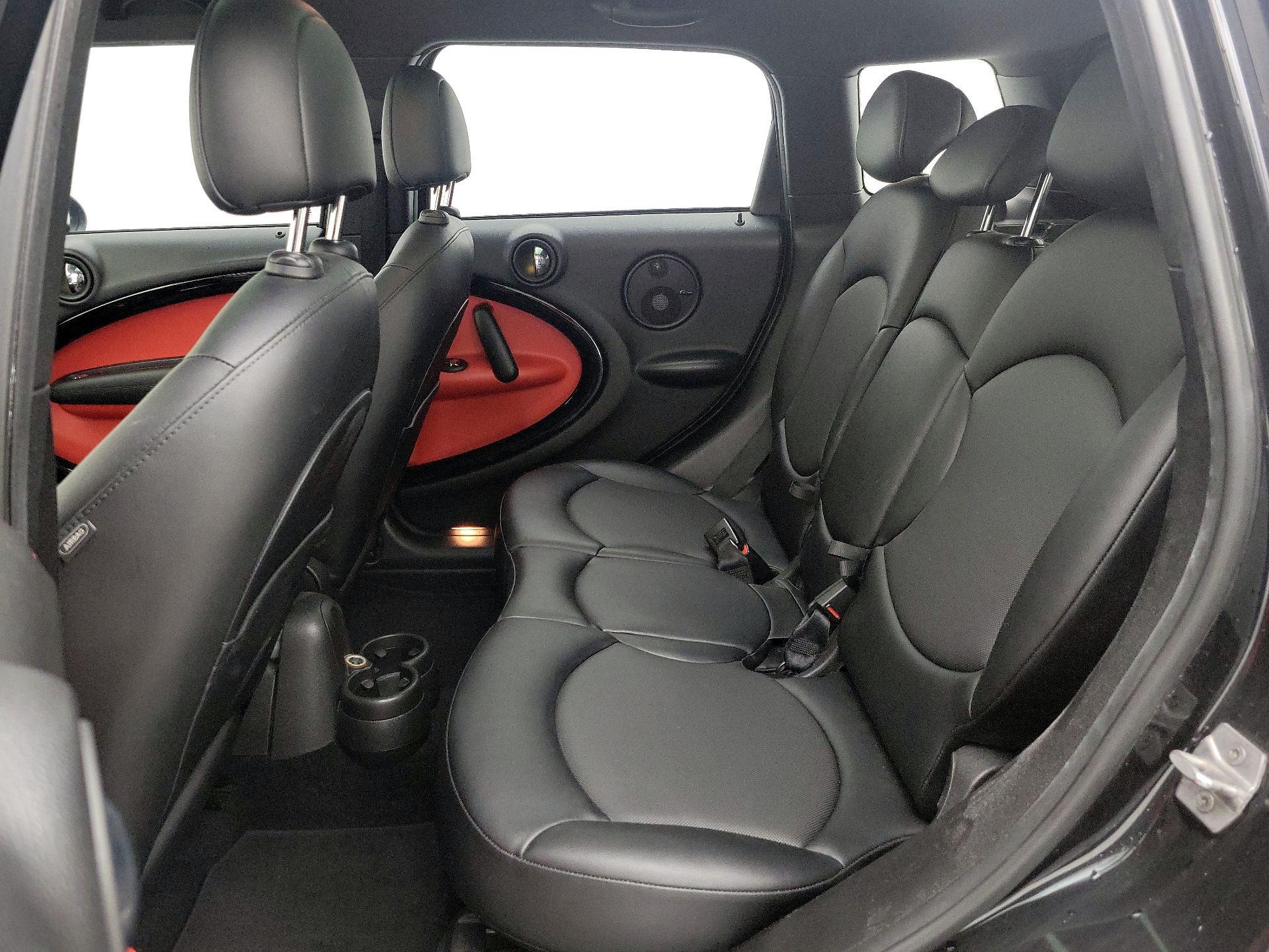 Thumbnail: 2016 MINI Cooper Countryman - 18
