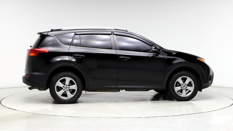 2015 Toyota RAV4 XLE 7