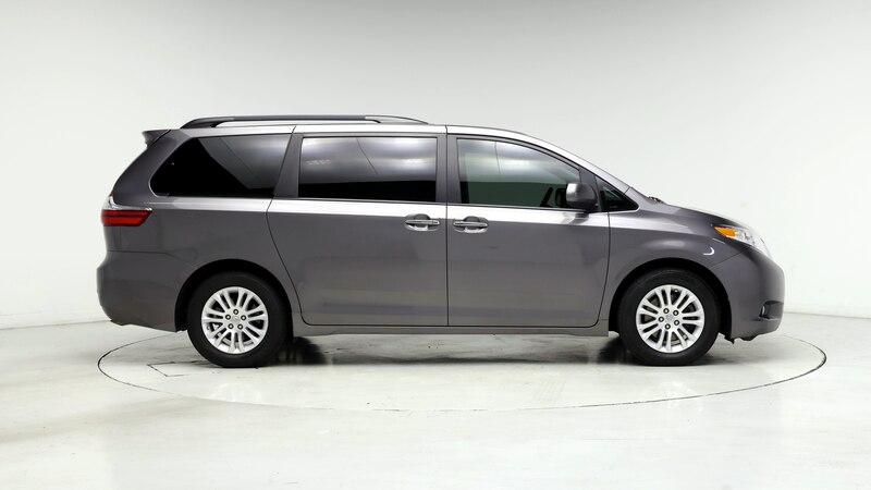 2017 Toyota Sienna XLE 7